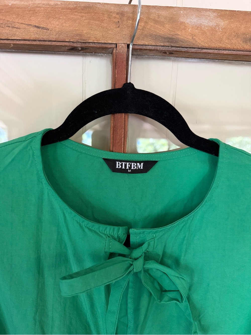 BTFBM Emerald Green Tie Front Mini Dress Size Medium Long Sleeve Flowy Boho - Picture 4 of 5